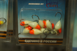 Мормышка вольфрамовая Lumicom Капля с ушком Ф4 обмазка с камнем фосфор Pd, цена за 1 шт.